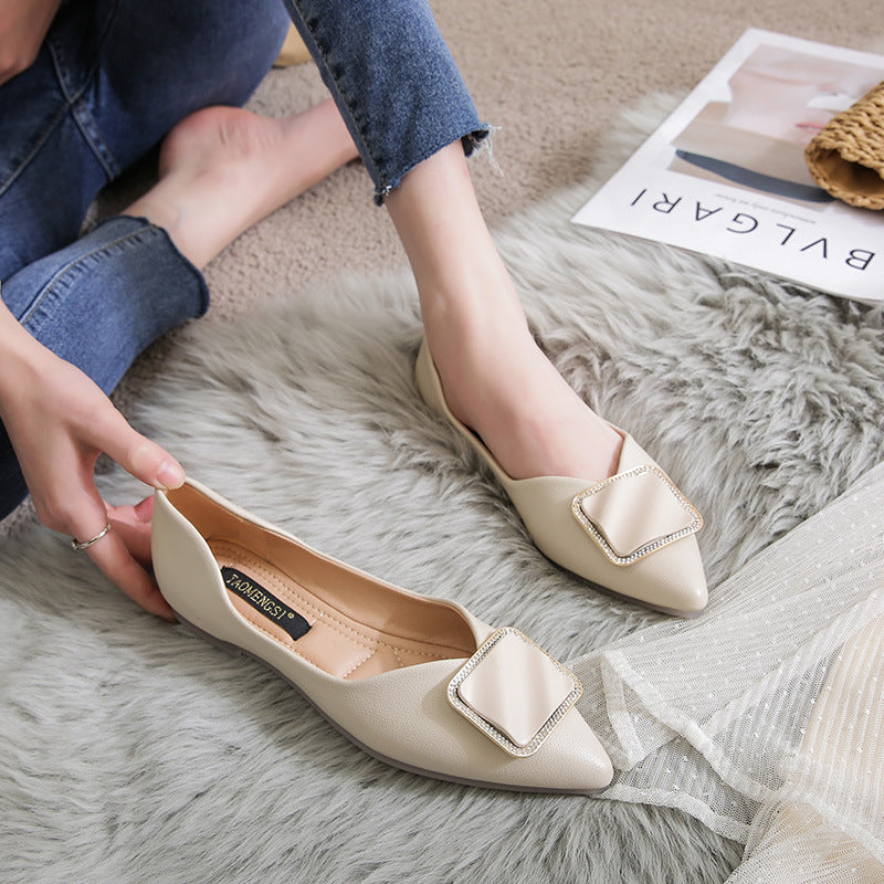 Hollow Large Size Pointed Toe Flats