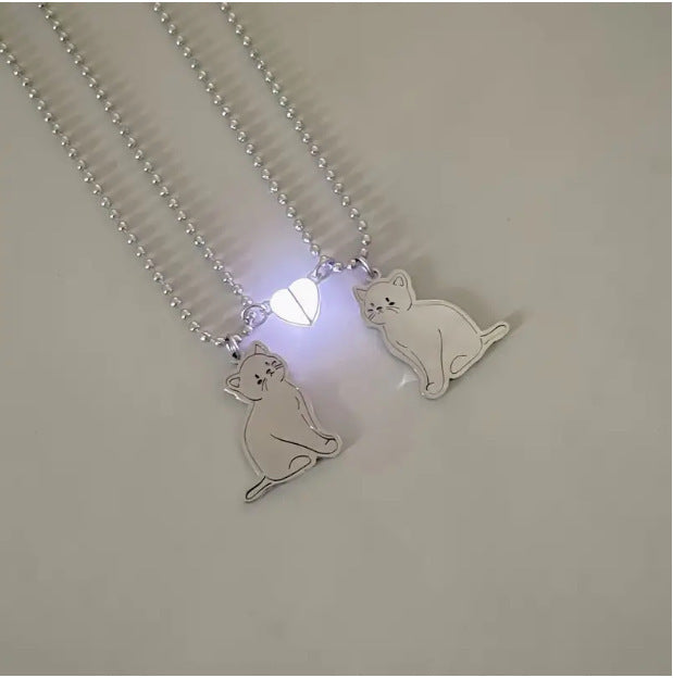 Luminous Heart-shaped Magnetic Snap Cute Butterfly Pendant Necklace Suit