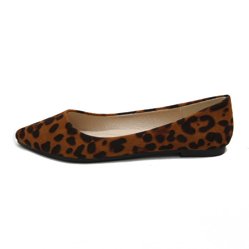 Leopard-print pointed toe flats