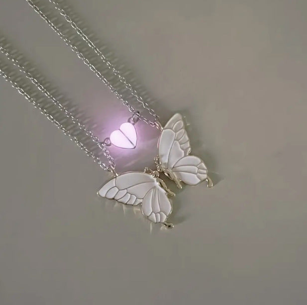 Luminous Heart-shaped Magnetic Snap Cute Butterfly Pendant Necklace Suit